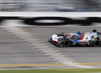Hybrid Issues Harm BMW’s Daytona 24h Challenge